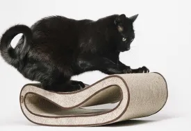 Lee Loo Cat Scratcher