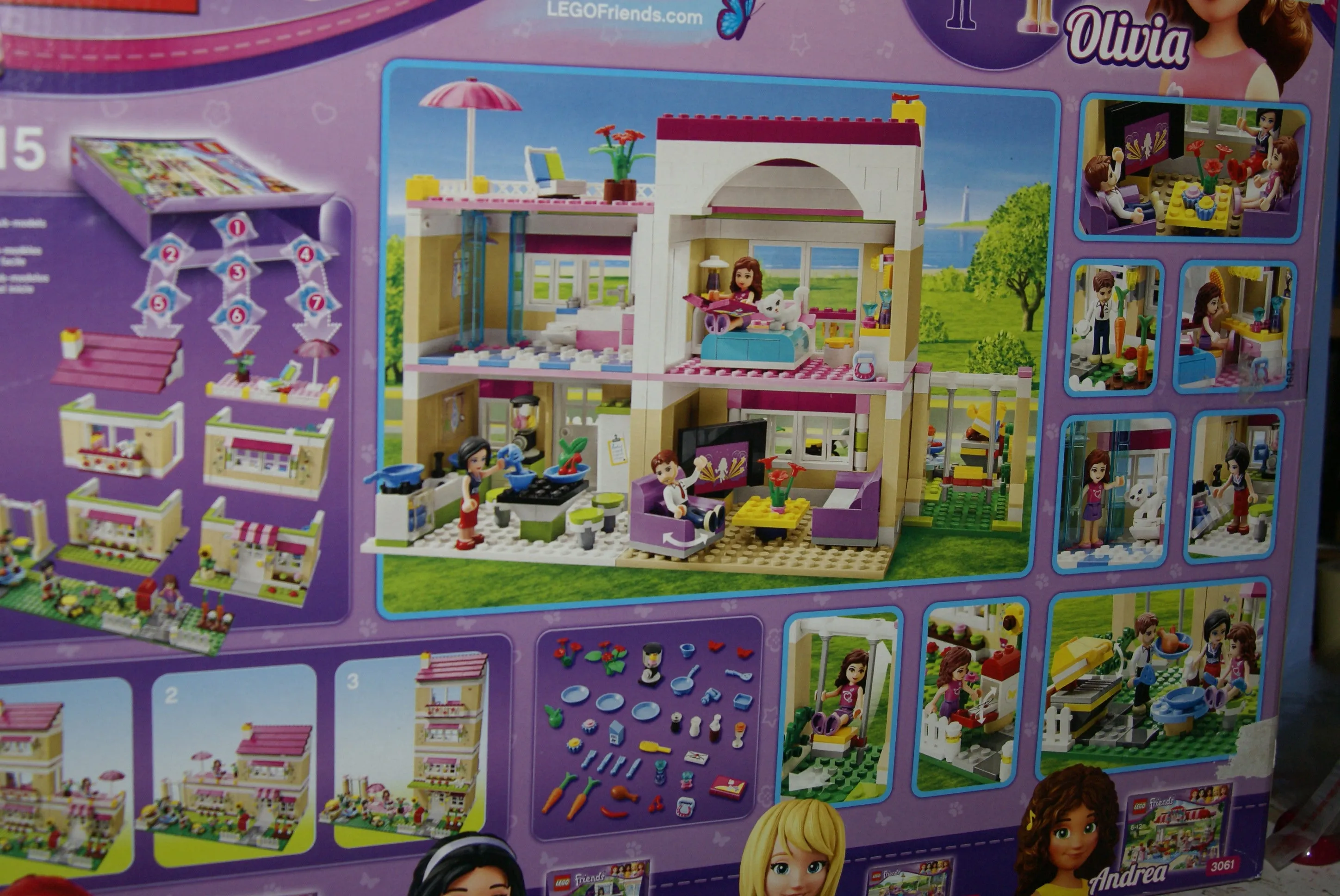 NOW RARE RETIRED LEGO Friends Kit: Olivia’s House (3315) with 3 Minifigures & 1 Cat, kitchen, Living, Bedroom, Bath, Gardens, Barbecue, Patio & Many Accessories. 695 PIECES, YEAR 2012, AGE 6 TO 12. COMPLETE BOX & BOOKLETS, BUILT ONCE