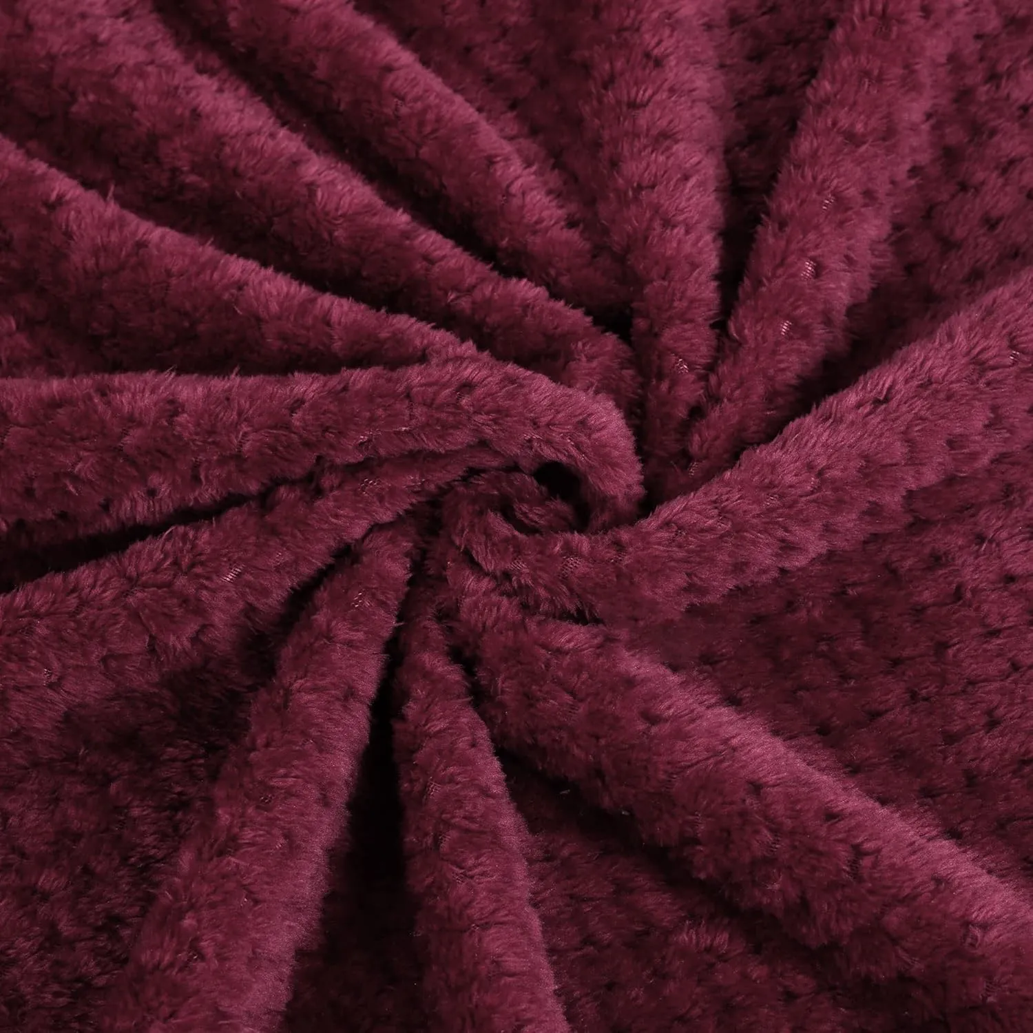 uxcell Flannel Fleece Bed Blankets, Soft Warm Microfiber Blanket, Mesh Fuzzy Plush 330GSM Lightweight Decorative Solid Blankets for Bed Pet (30"x40") Burgundy